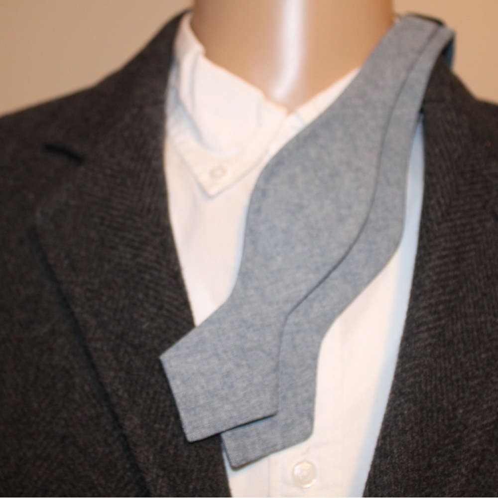 Gray Bow Tie J Crew​​​​​​​​​​​​​​